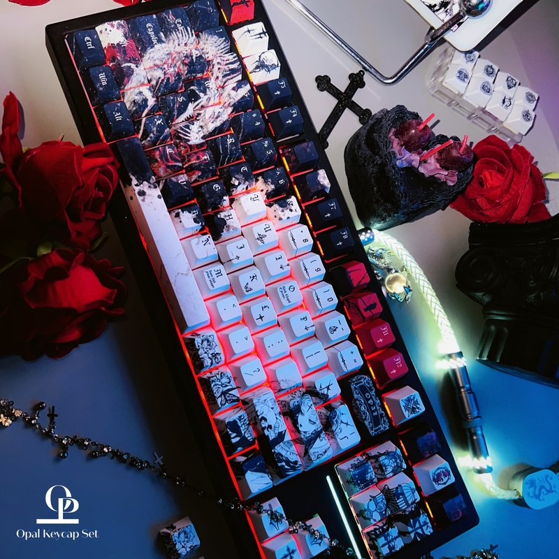 أغطية مفاتيح بتصميم أسود وأبيض - مراجعة Keyboard Gaming Black وسعره